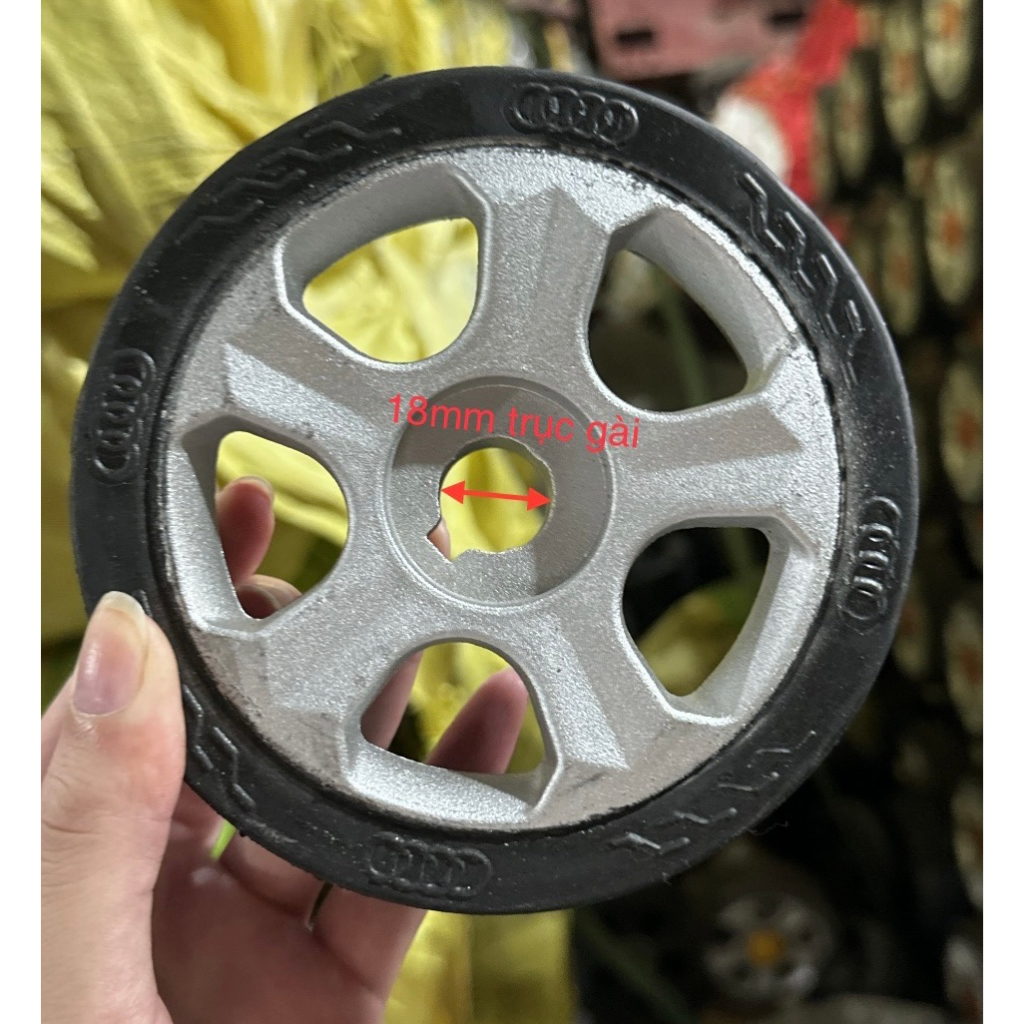 Bánh xe Đẩy Đầu Kéo Cổng xếp, Bánh xe Cao Su Cổng Xếp tự động phụ kiện cổng xếp Inox Cổng Xếp