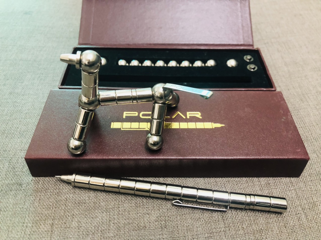 Bút nam châm POLAR PEN  bạc