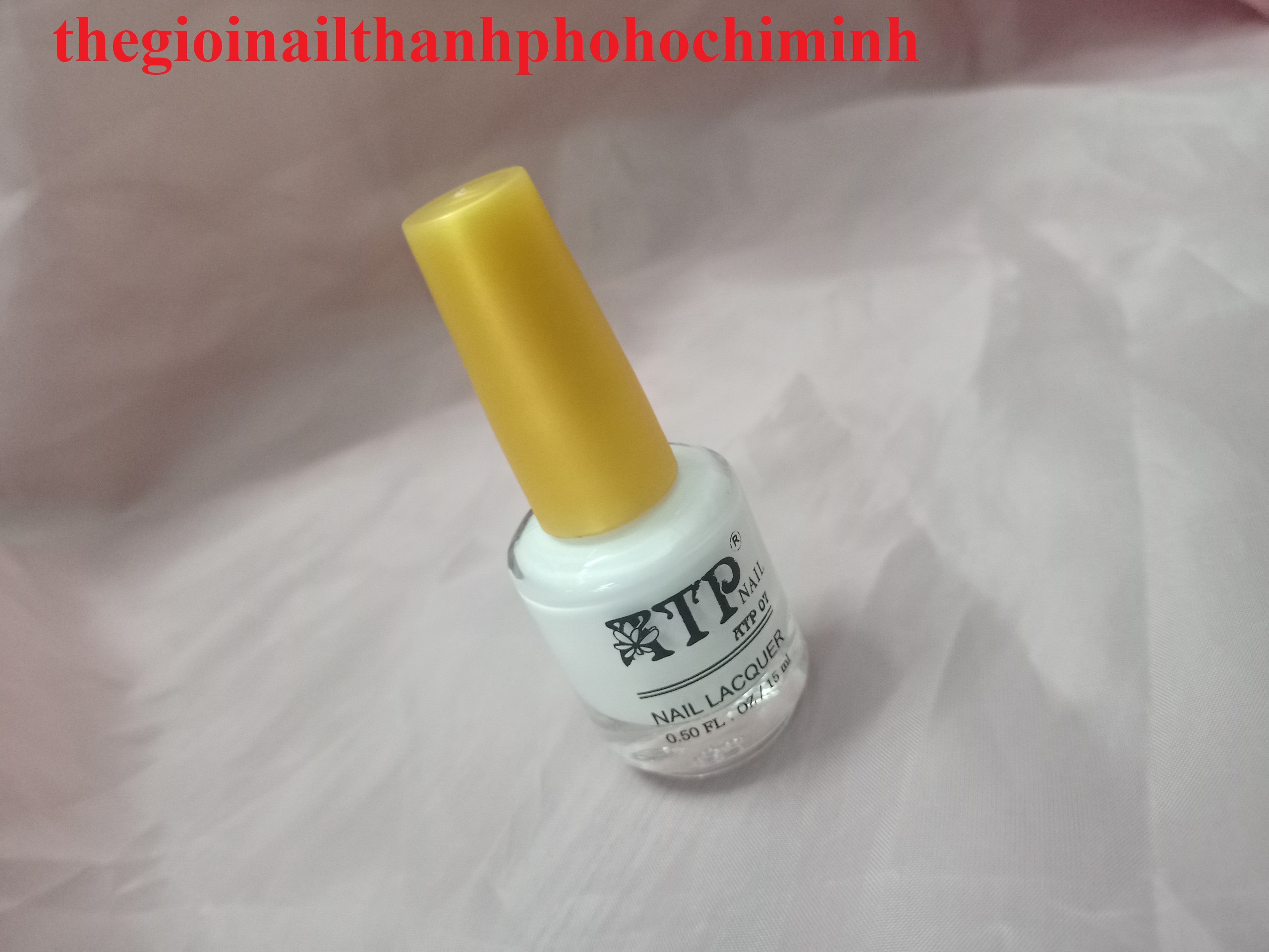 Sơn móng màu trắng atp nấp vàng - trường thọ, tđ