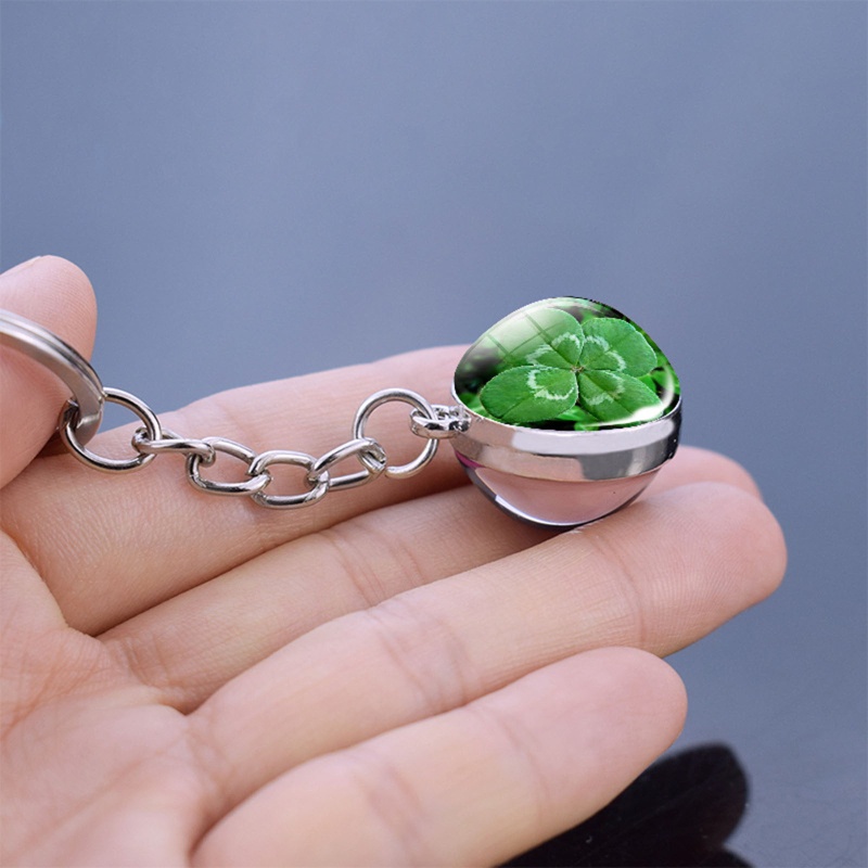 Móc khóa hình cỏ bốn lá may mắn dễ thương pha lê