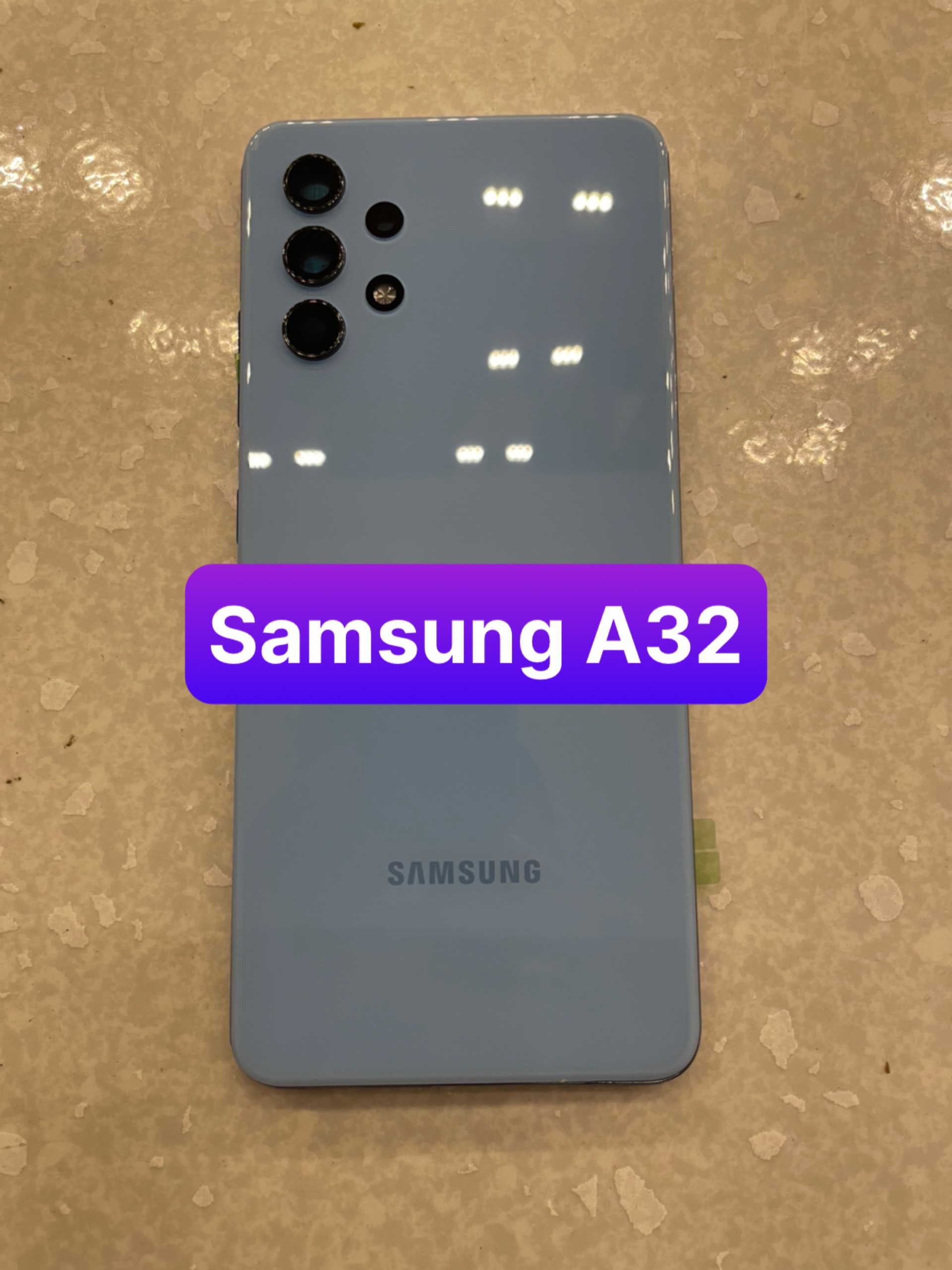 Bộ vỏ samsung A22 zin ( gồn lưng,sườn,benzen,kính cam,nút bấn)