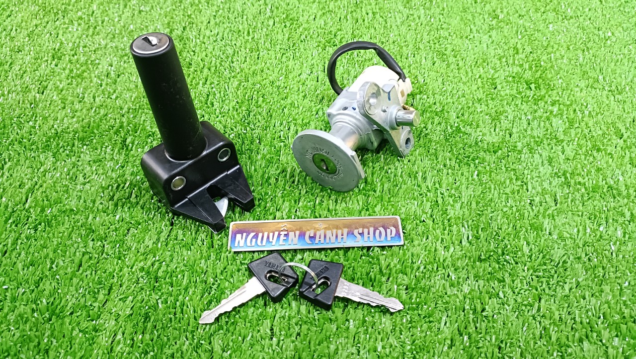 Bộ ổ khóa xe TAURUS nhật trước và sau