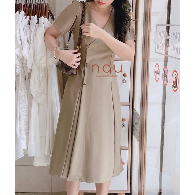 Đầm cổ V nút gỗ tà đắp chéo dây cột eo