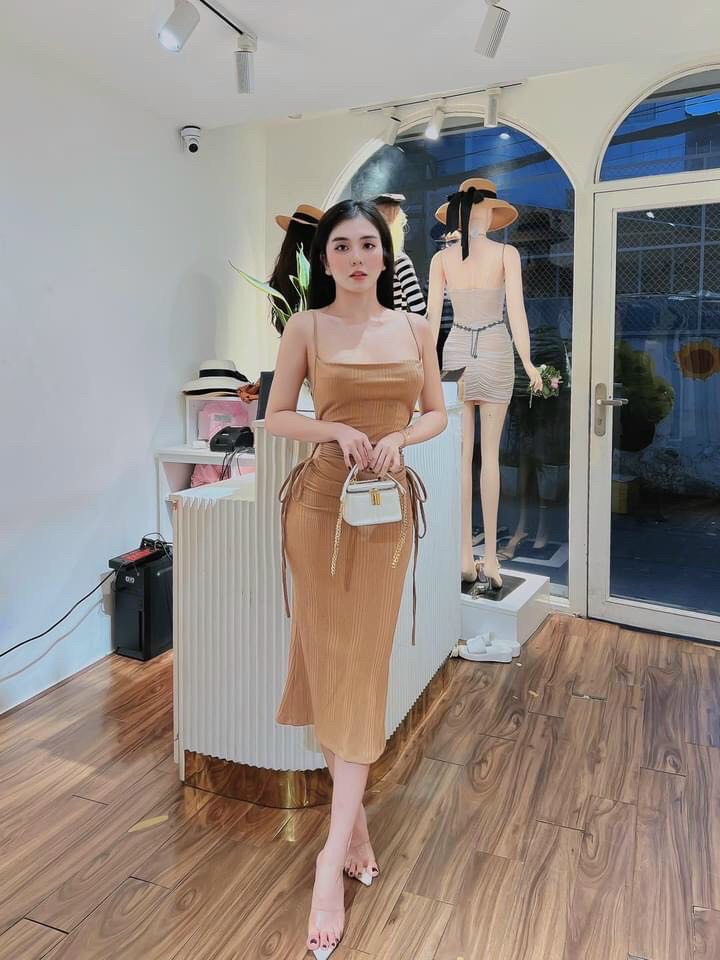 Đầm body thun gân rút eo thời trang siêu xinh.