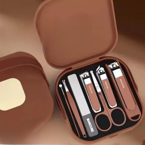 7%20in%201%20Nail%20Clippers%20Set,%207pcs%20Manicure%20&%20Pedicure%20Tools,%20Stainless%20Steel%20Nail%20Cutter%20Kit%20for%20men%20and%20women%20with%20Protective%20Case,%20Travel%20Grooming%20Kit%20for%20Facial,%20Cuticle%20and%20Nail%20Care%20-%20Image%202