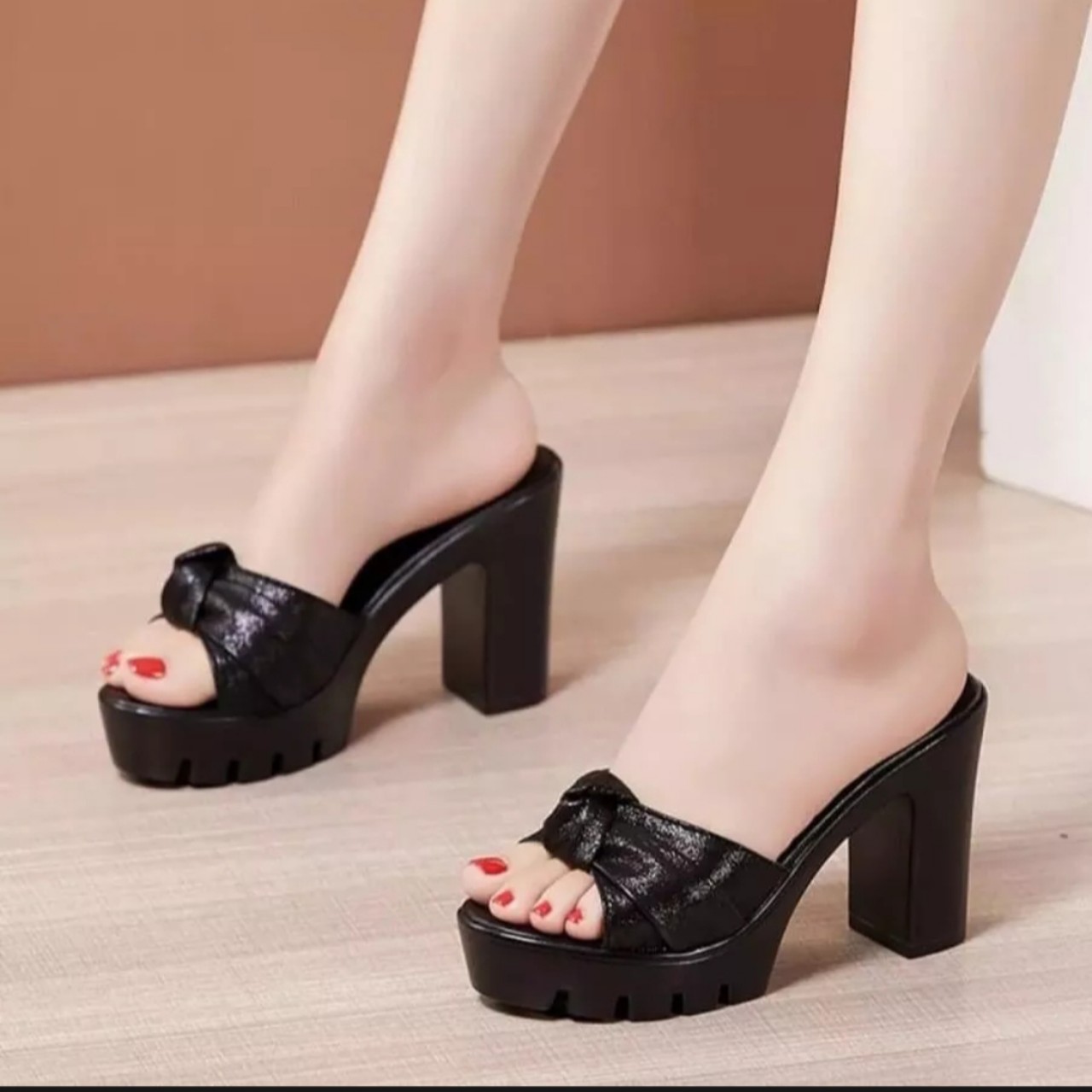 Dép cao gót đế thô nơ cuộn 9f
