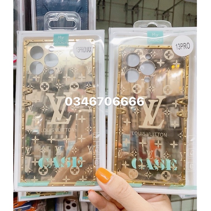 Ốp vuông tán đinh lv vàng ip13/ ip13 pro/ ip13 pro max