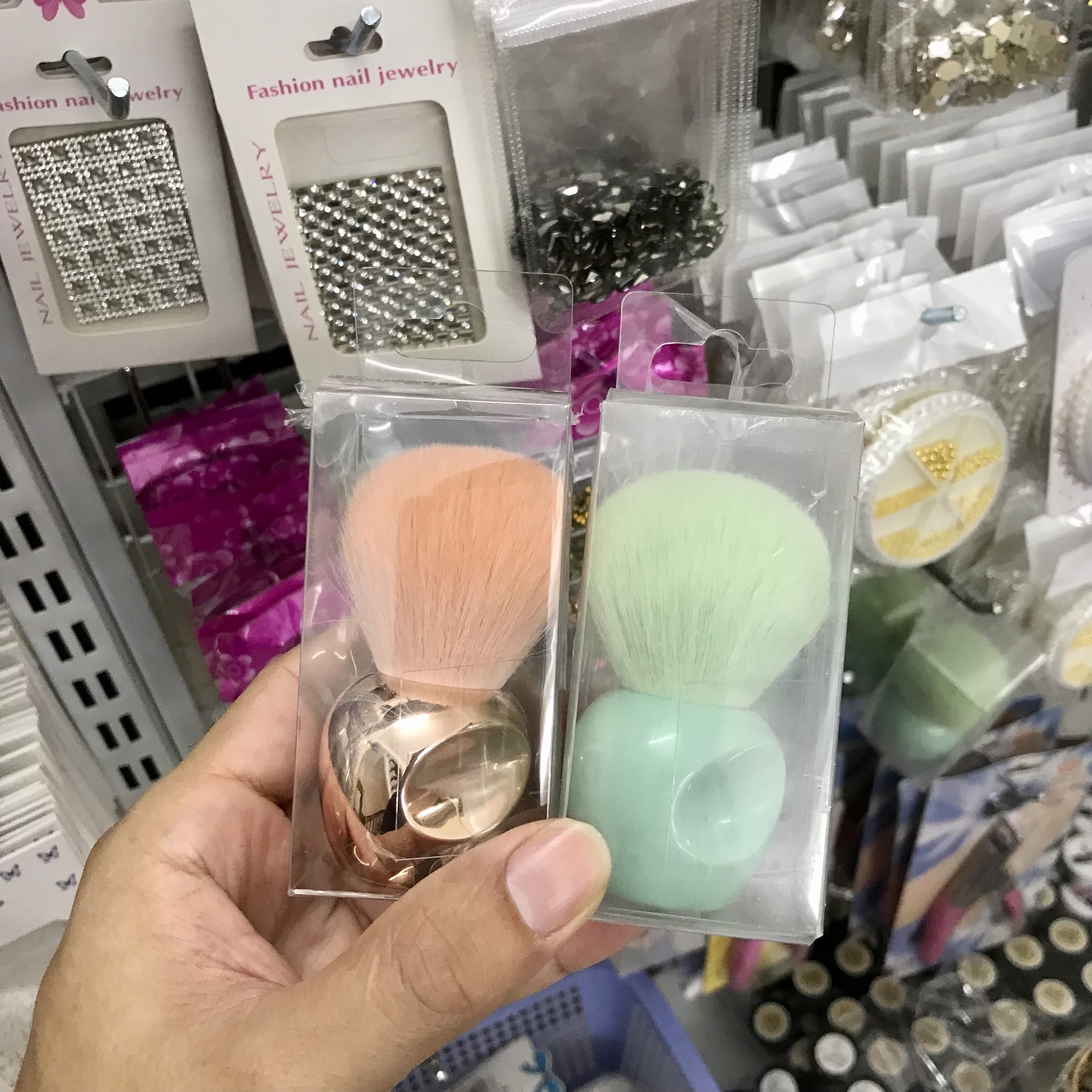 Chổi phủi bụi Nail - Phủi bụi móng tay