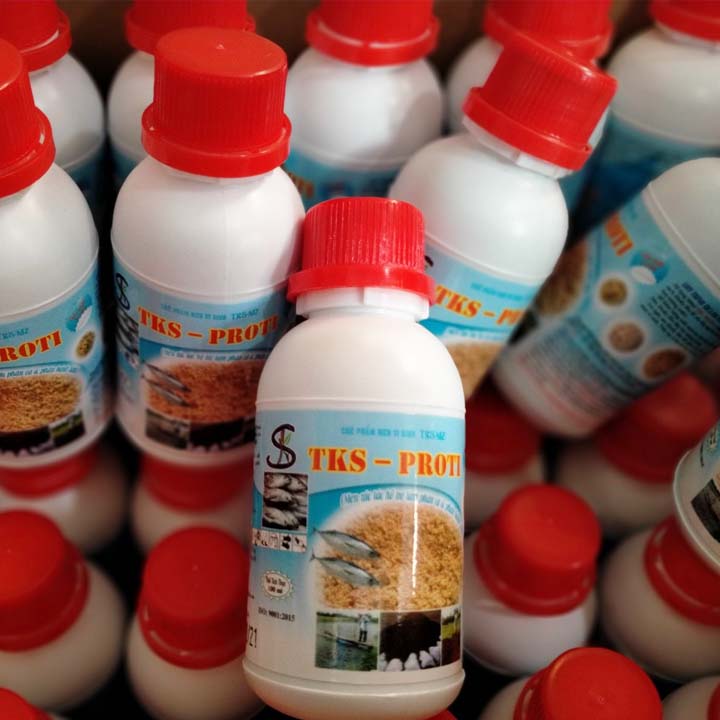 Men Xúc Tác Ủ Phân Cá, Bánh Dầu- TKS - PROTI Chai 100ml