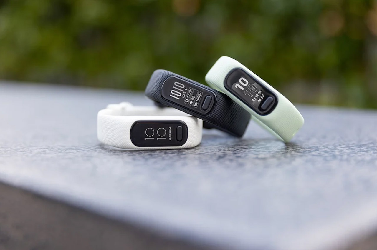 Garmin Vivosmart 5 Fitness Tracker