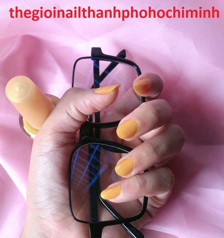 Sơn móng atp nắp vàng màu y hình - trường thọ, tđ