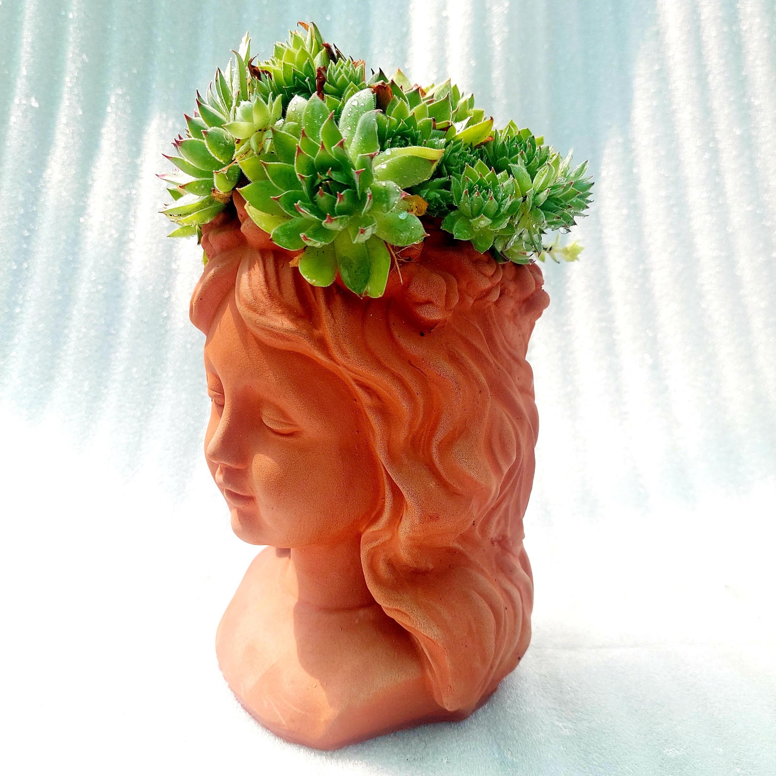 Chậu đất nung - Cô gái Ana, miệng chậu 10cm, chiều 20cm