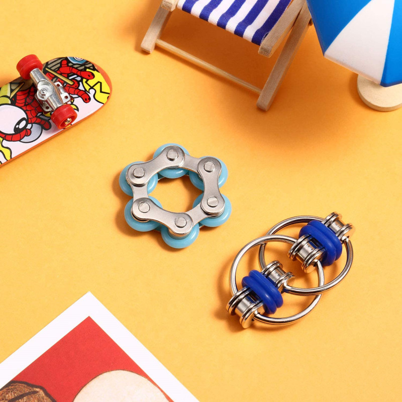 %E3%80%90Hot%20demand%E3%80%91%E3%80%90Hot%20demand%E3%80%91Bike%20Chain%20Fidget%20Toys%20Set%20-%20Six%20Roller%20Chain%20&%20Key%20Flippy%20Chain%20Novelty%20Stress%20Relief%20Toys%20for%20Pressure%20Relief%20Autism%20ADHD%20ADD%20-%20Image%204