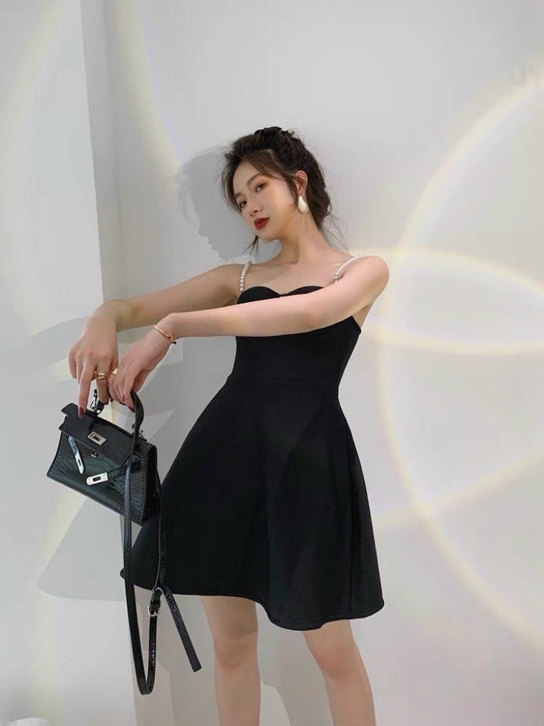 Đầm cúp ngực đen 2 dây, Đầm cúp ngực dự tiệc