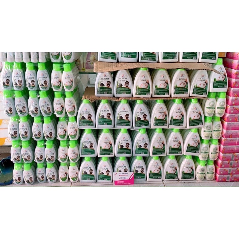 Gel lột mụn T&T 200g (Nha đam, Than hoạt tính)