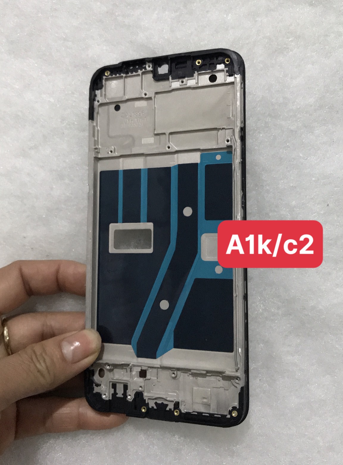 Khung xương Oppo A1k / Realme C2 dùng chung