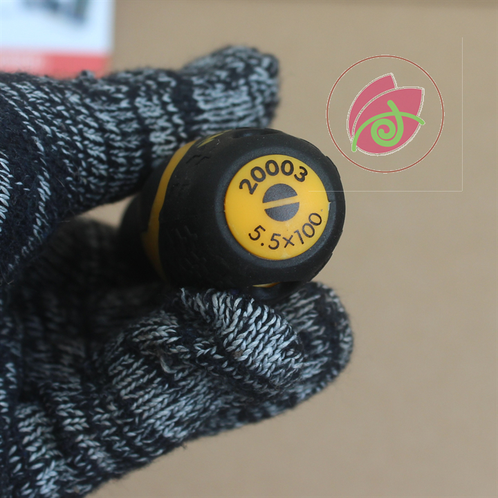 Tua vít dẹp cán mềm 5.5x100mm tolsen 20003