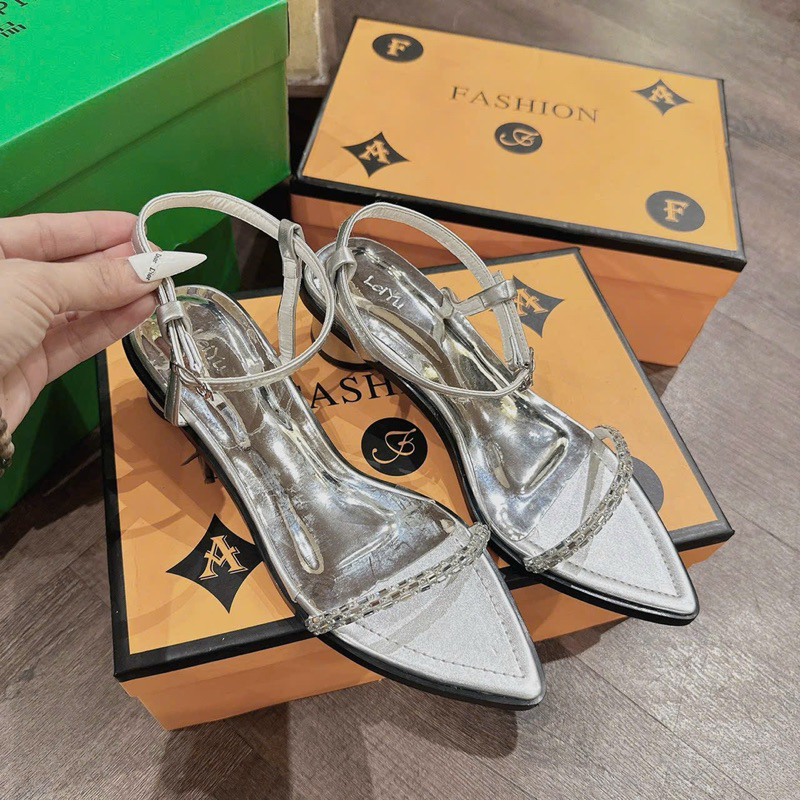 [VOUCHER 8%]Sandal gót quai quai mảnh đá hh gót cao 3 phân