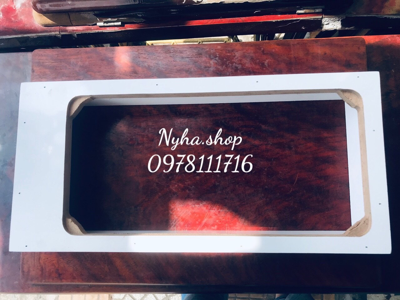 ĐẾ GỖ MÁY MAY CON BƯỚM, MÁY MAY GIA ĐÌNH ( KHÔNG BAO GỒM ĐẦU MÁY)