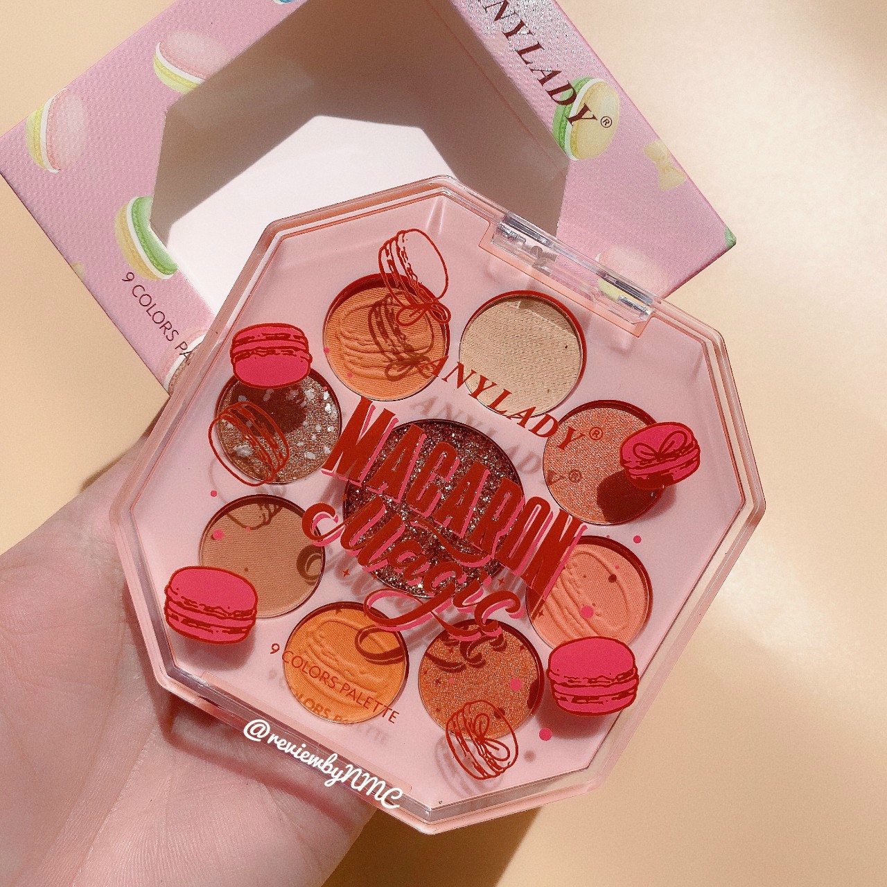 Phấn mắt 9 ô Macaron Magic siêu dễ thương