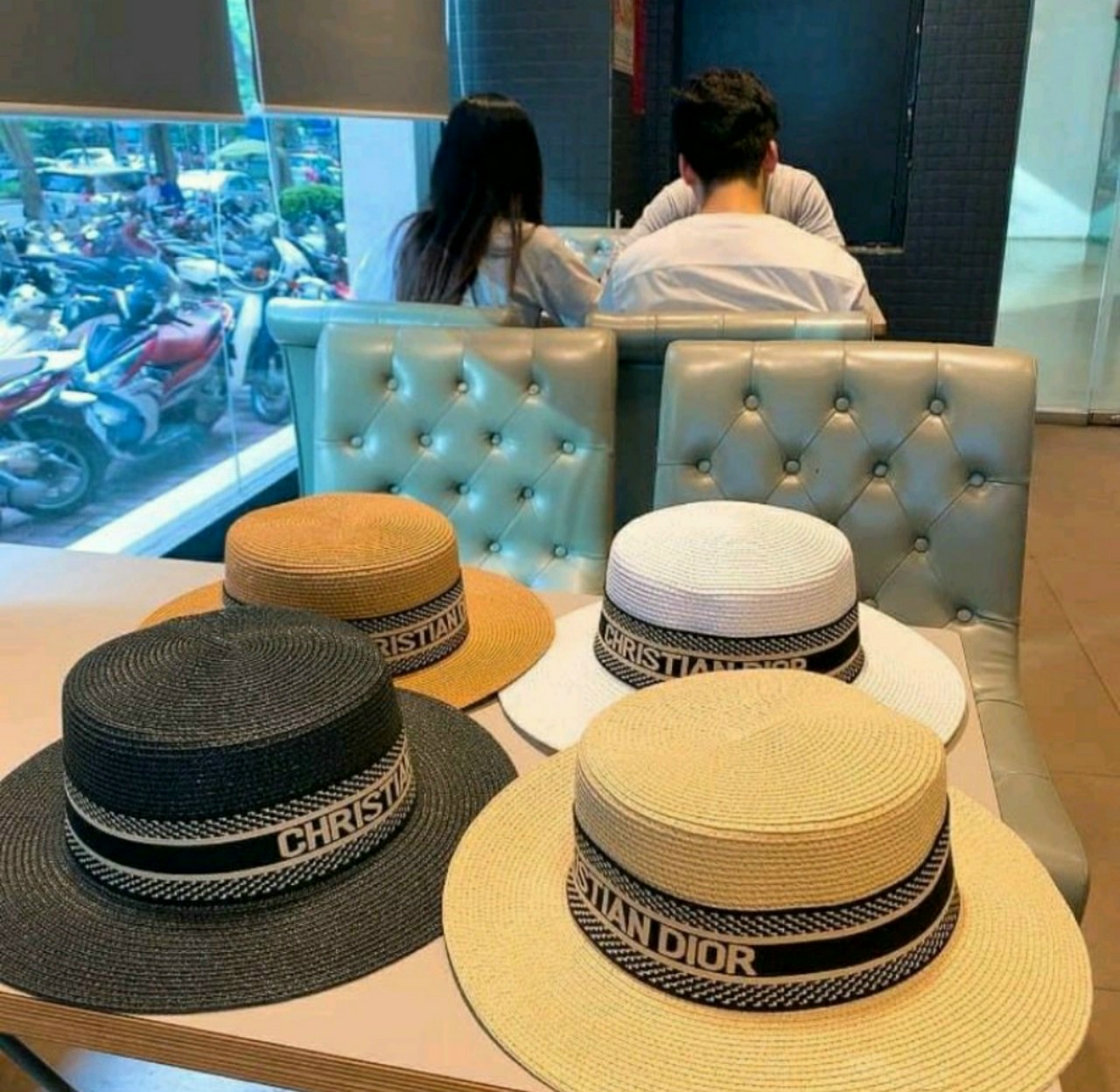 Mũ Cói Đai Chữ DR Đen Phong Cách