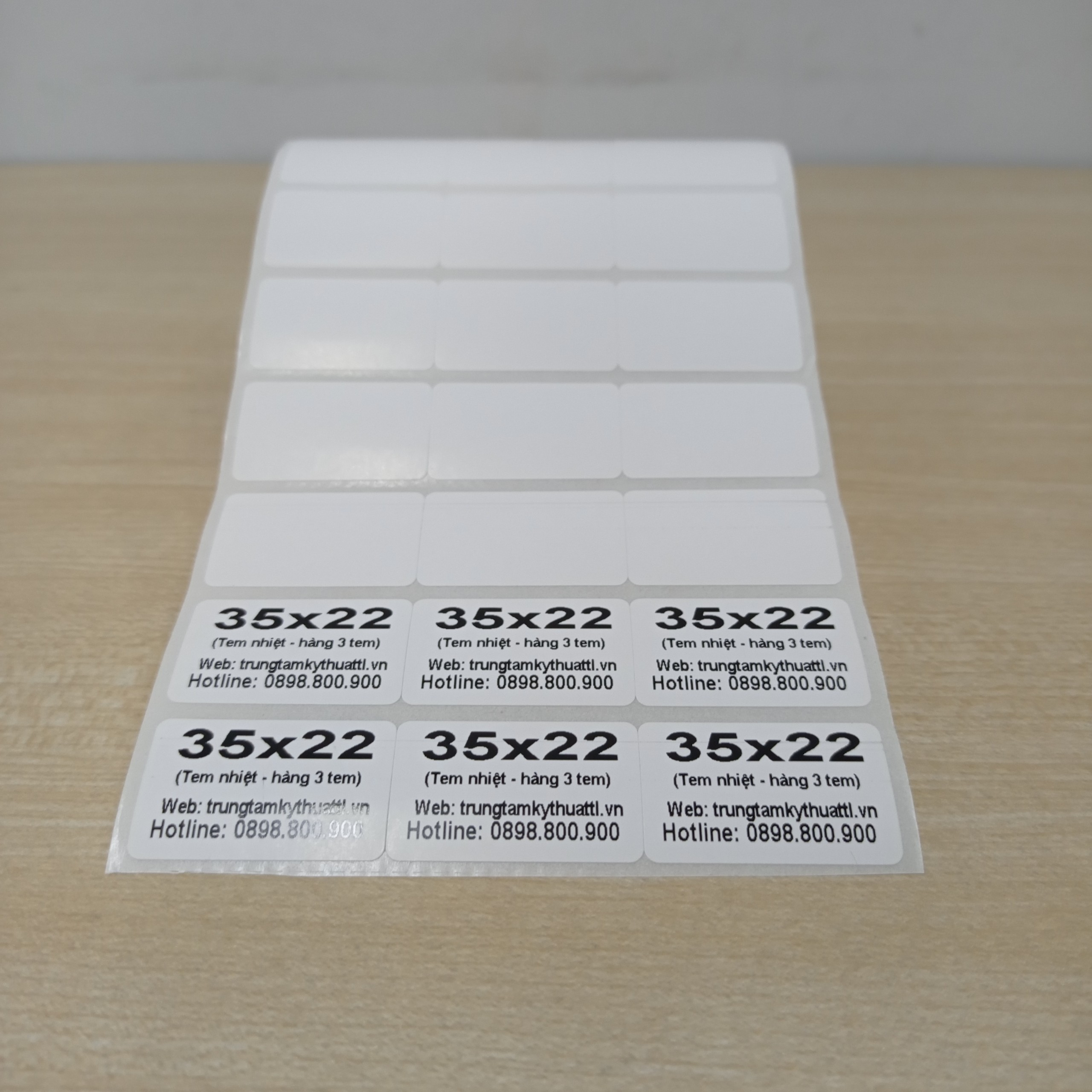 Decal nhiệt in mã vạch 3 tem 35x22mm