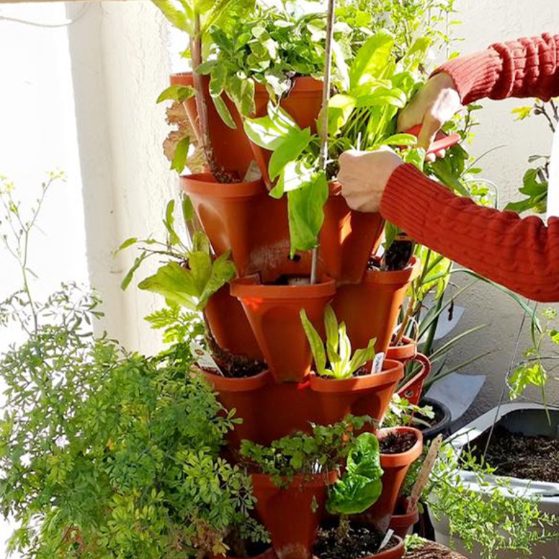 Flower Self Watering Stacking Planting Pot Single Layer Tower Plastic Stackable Vertical Gardening Strawberry Planter. 