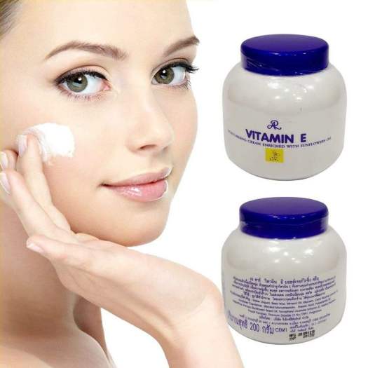 Kem dưỡng thể Vitamin E Thái Lan 200ml