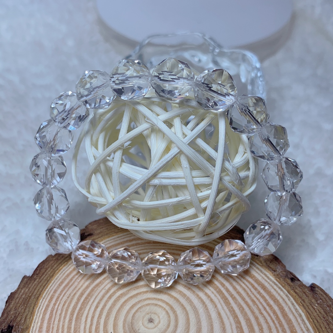 %E3%80%90Must-have%E3%80%91White%20Crystal%20Bracelet%20Female%20Male%20Original%20Stone%20Handmade%20Diamond%20Cut%20White%20Crystal%20Scattered%20Beads%20Cut%20Face%20Necklace%20Pendant%20White%20Crystal%20Bracelet%20-%20Image%205