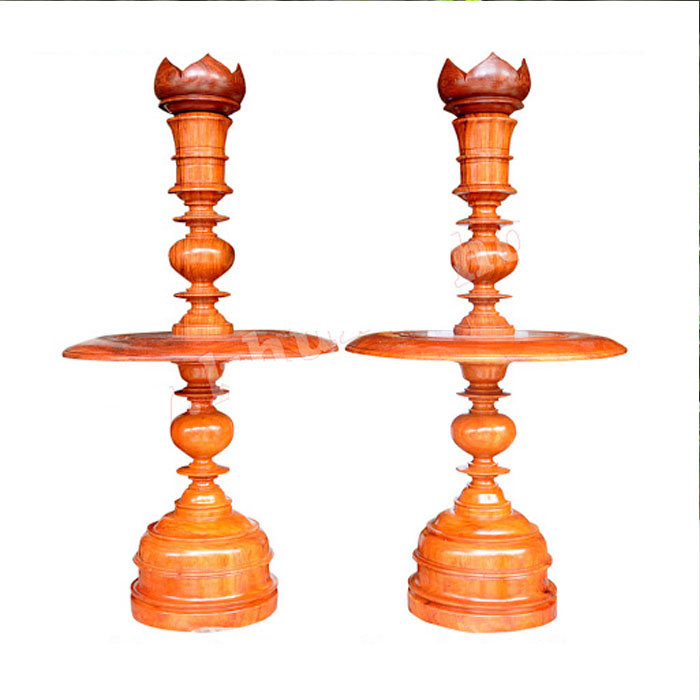 Cặp đèn cầy Thờ Gỗ Gỏ Cao 50Cm