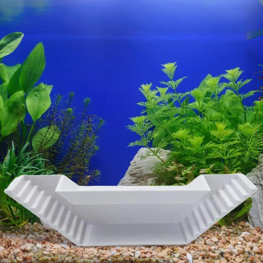 Sturdy%20Non-slip%20Fish%20Shelter%20Cave%20Widened%20Plastic%20Fish%20Tunnel%20Bottom%20Stepped%20Hideouts%20for%20Breeding%20Feed%20-%20Image%203