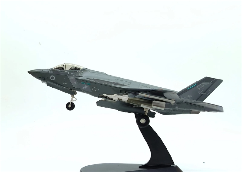 Mô hình máy bay f35i tỷ lệ 1/72