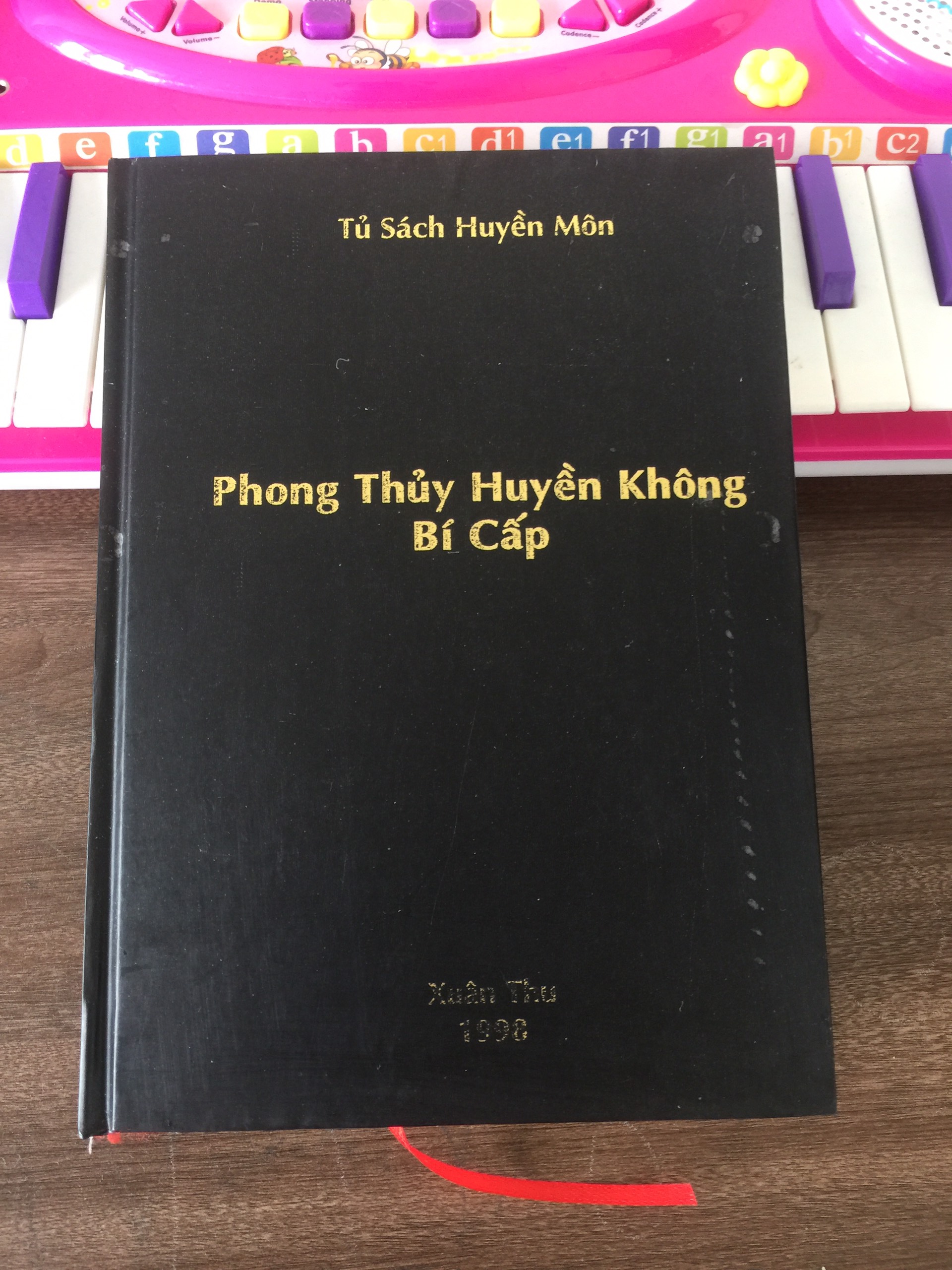 Sách Phong Thủy Huyền Không Bí Cấp