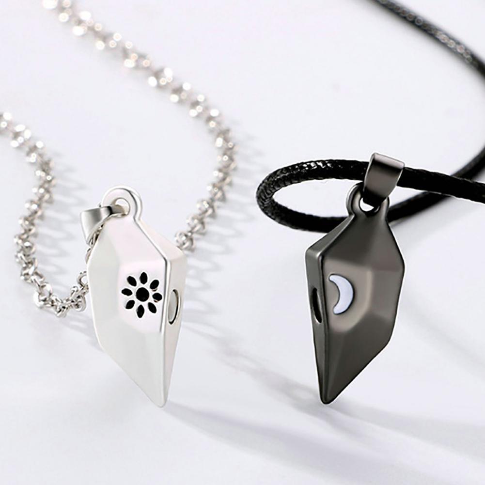 Yuanyan%201%20Pair%20Clavicle%20Chains%20Matching%20Magnetic%20Sun%20Moon%20Paired%20Pendant%20Couple%20Necklaces%20Choker%20Necklaces%20Jewelry%20Accessory%20-%20Image%203