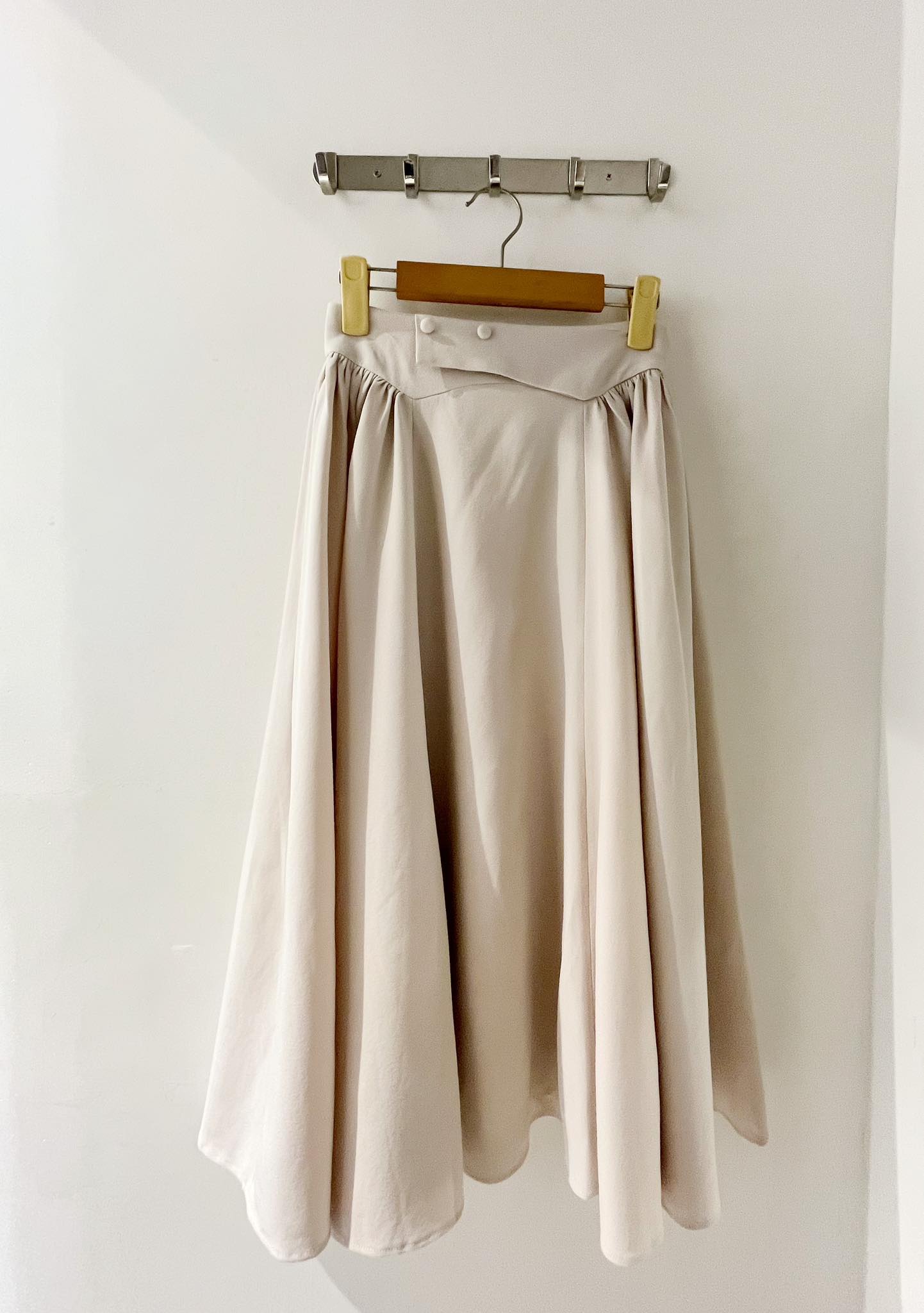 TIELA Chân váy dáng dài trơn-Lany Skirt