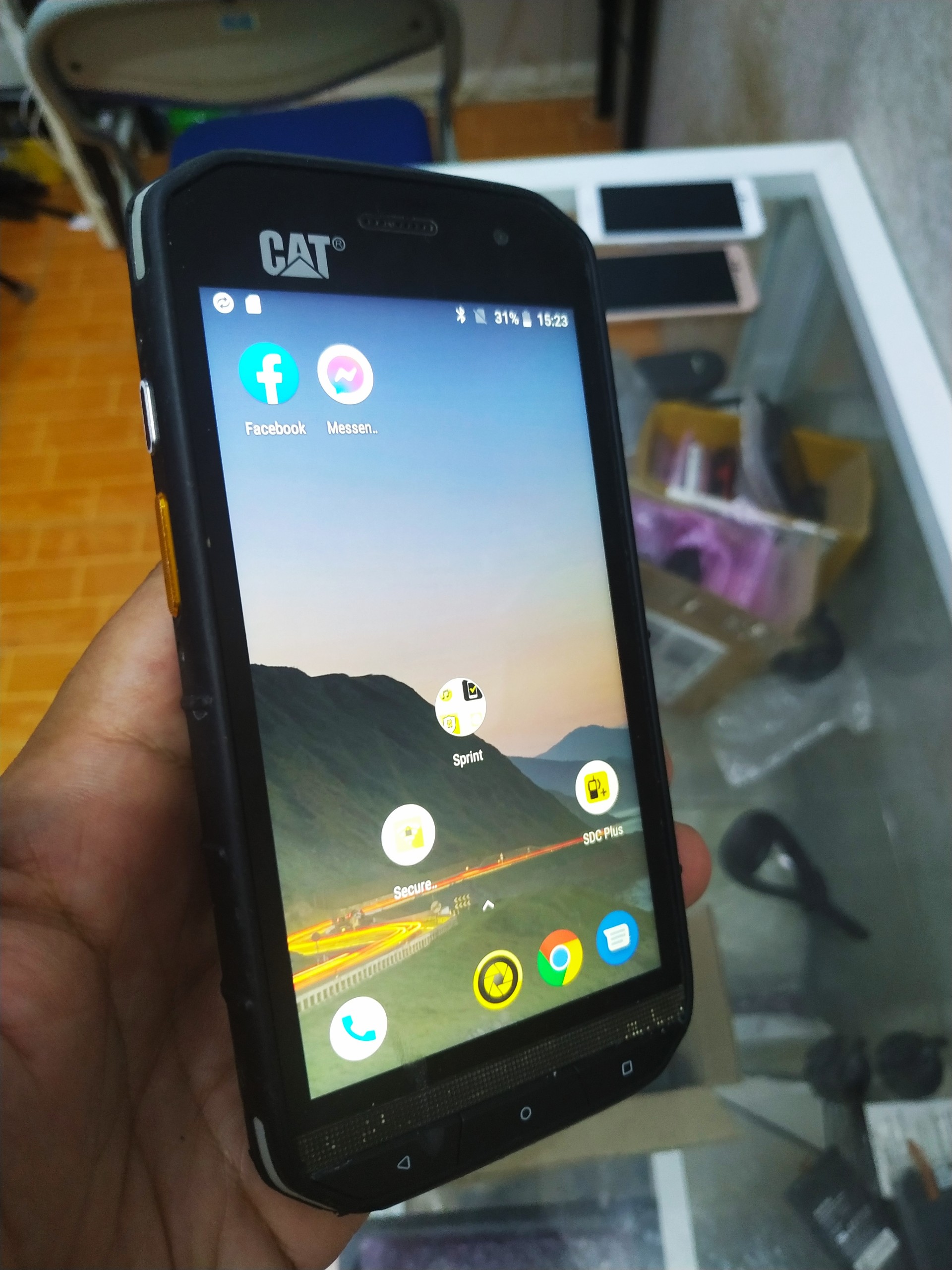 (GIÁ TỐT) Điện Thoại CAT S48C - Chống nước Va đập