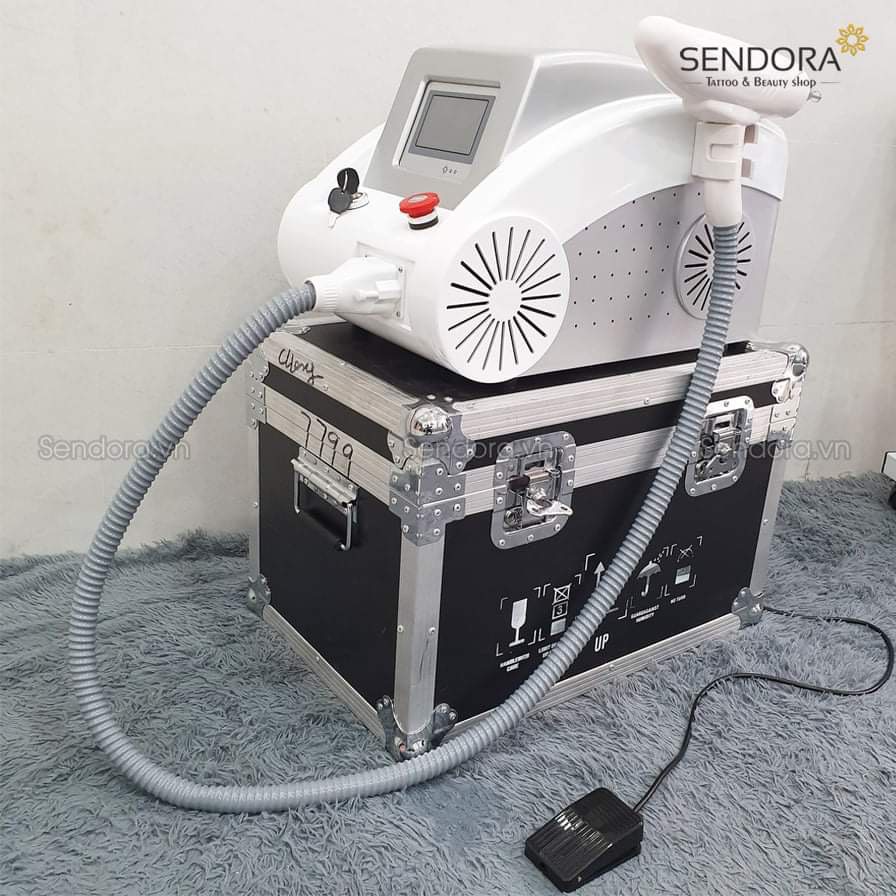 Máy laser xoá xăm hút mực mày môi . máy laser mini - spa88
