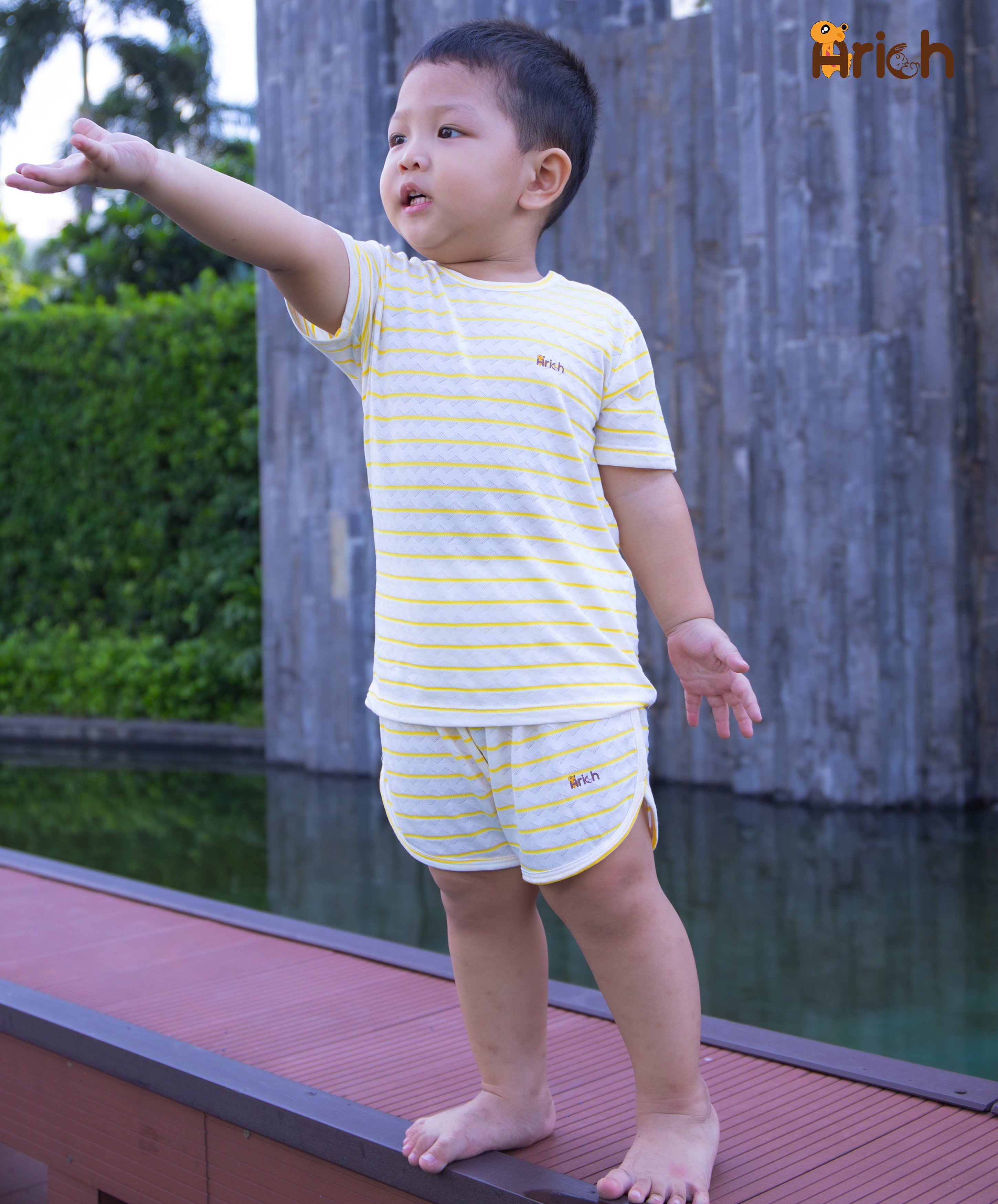 Bộ cài vai thể thao vải sợi tre Arich