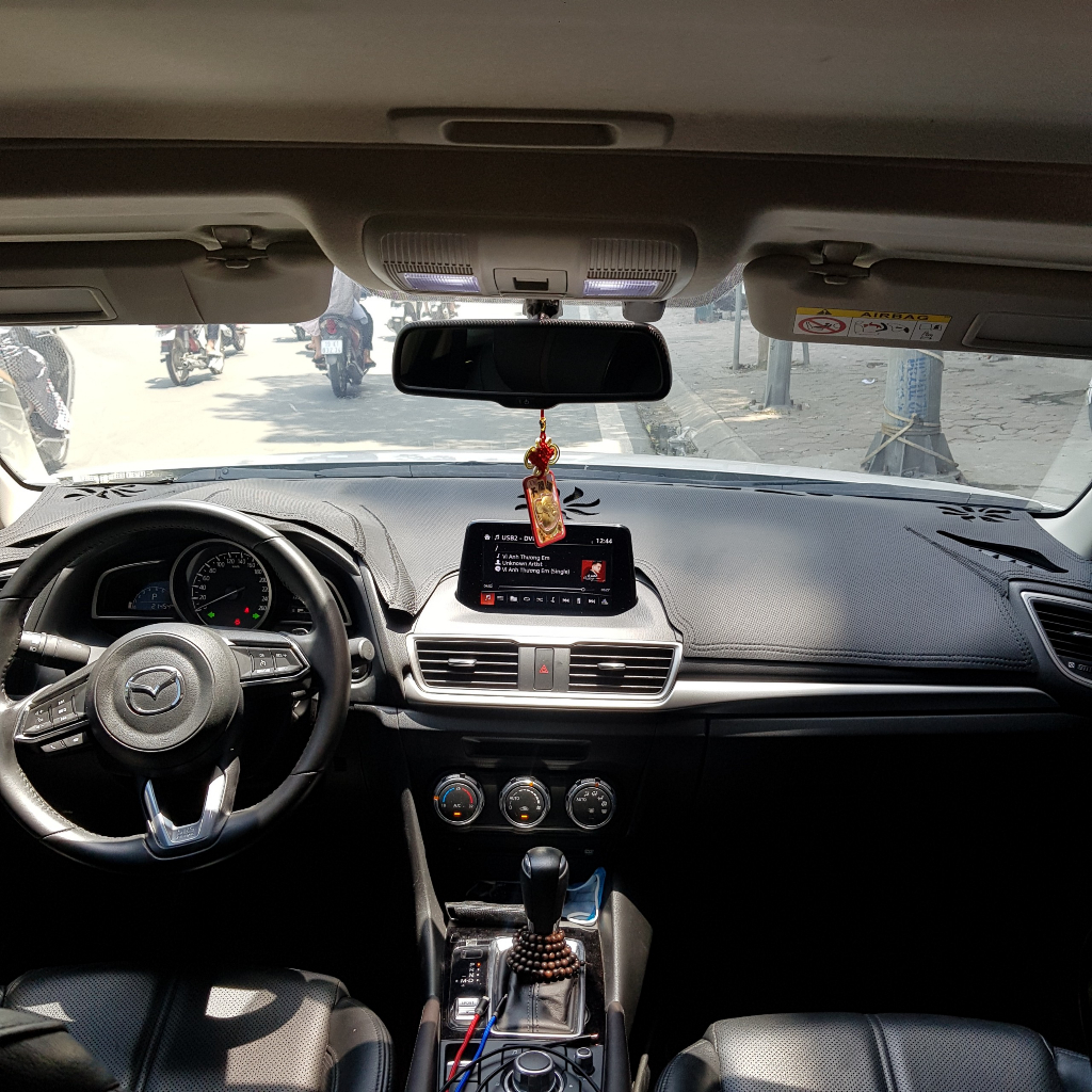 Thảm da Taplo vân Carbon Mazda 3 2016 - 2019 - loại 3 lớp