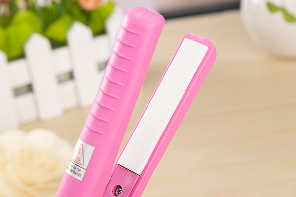 Máy Uốn Tóc Mini - Máy Duỗi Tóc , Uốn Tóc ,Tạo Kiểu Tóc - Thiết kế Nhỏ Gọn Tiện Dụng