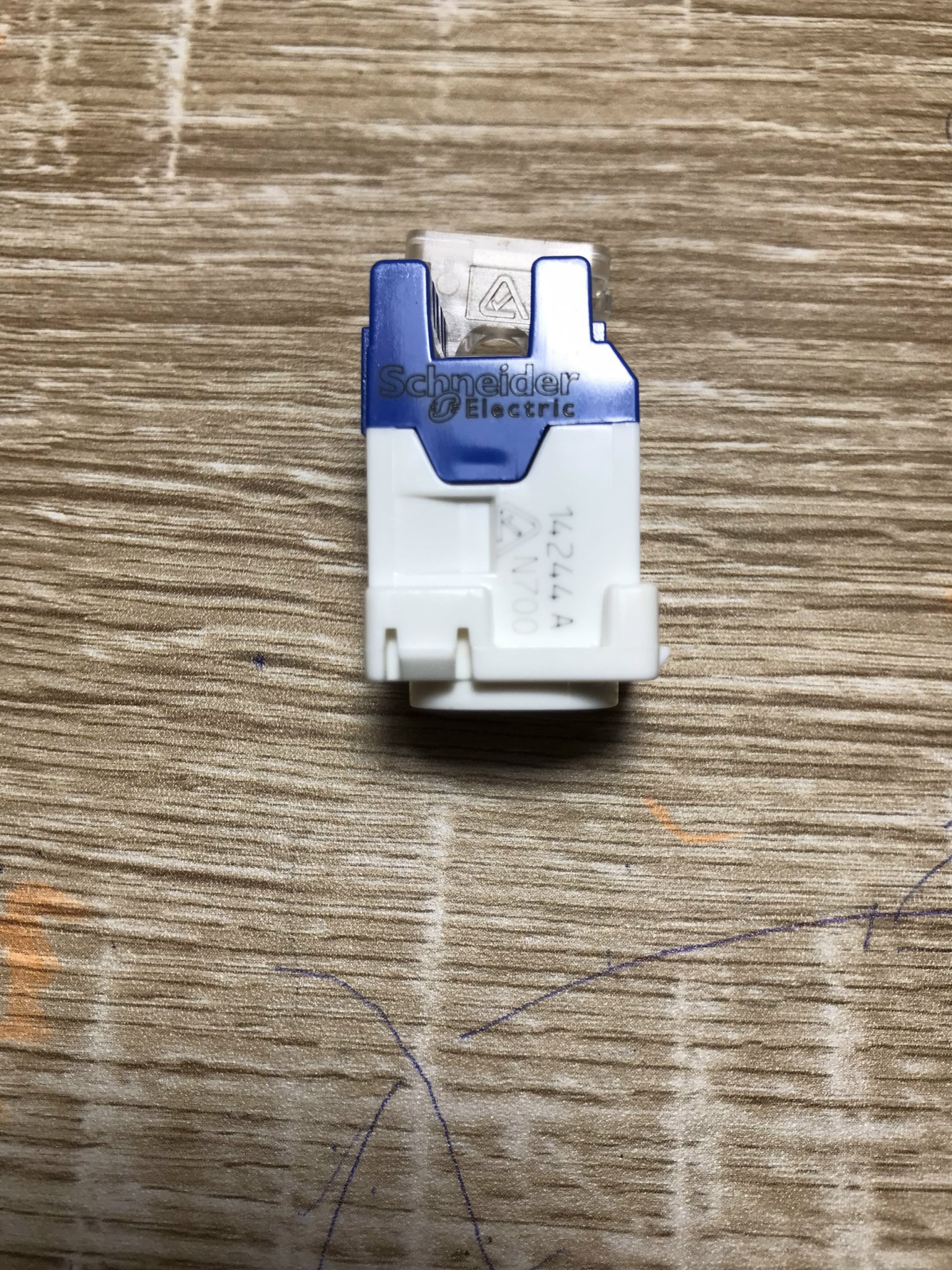 Ổ cắm mạng RJ45 CAT6 UTP Schneider