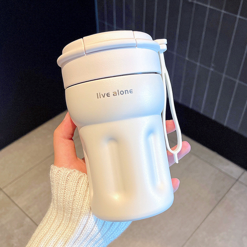 Cup Simple coffee cup Convenient accompanying thermal insulation bottle Rope suction cup