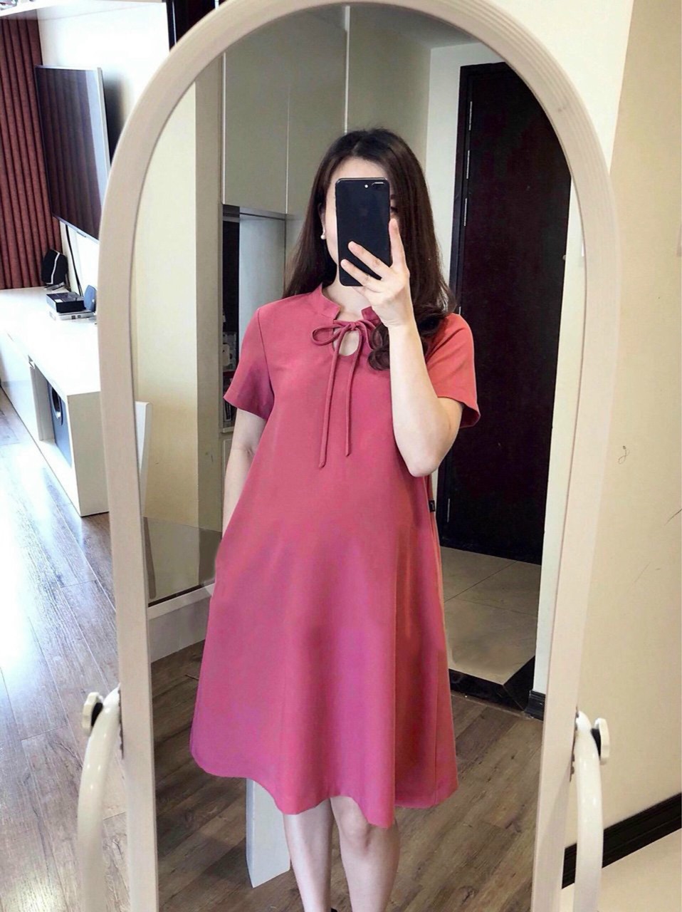 ĐẦM BẦU SUÔNG NƠ CỔ NGẮN TAY
