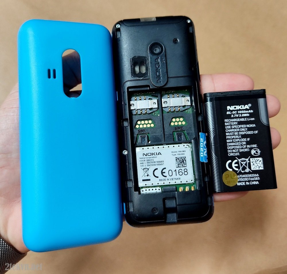 Điện thoại Nokia 220 2 sim