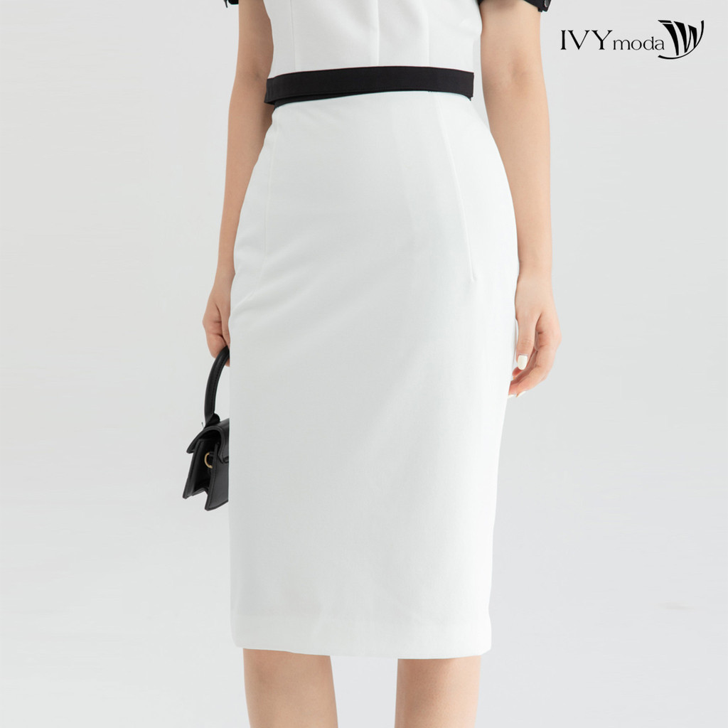Chân váy bút chì dáng Basic xẻ sau IVY moda MS 31M6601