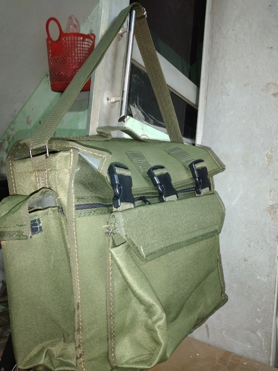 Túi đựng đồ nghề sửa chữa DÀNH cho các bác thợ điện tử, điện lạnh ( Loại To 3 khóa chắc chắn)