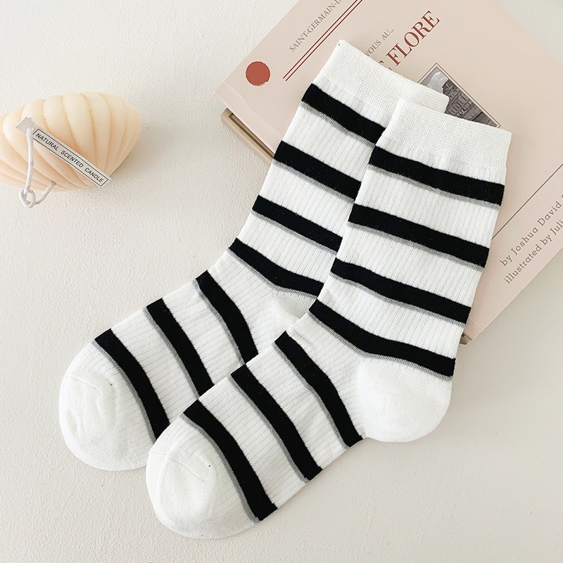 Eles vớ nữ giữa ống sọc đen trắng cotton chải kỹ giày thể thao cao đẳng vớ gió
