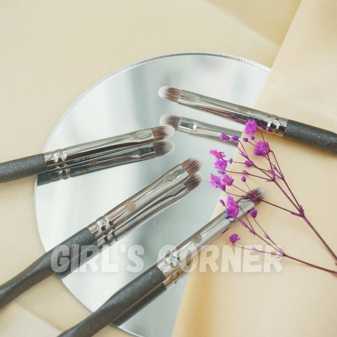 Cọ mí mắt & eyeliner Piccasso 15