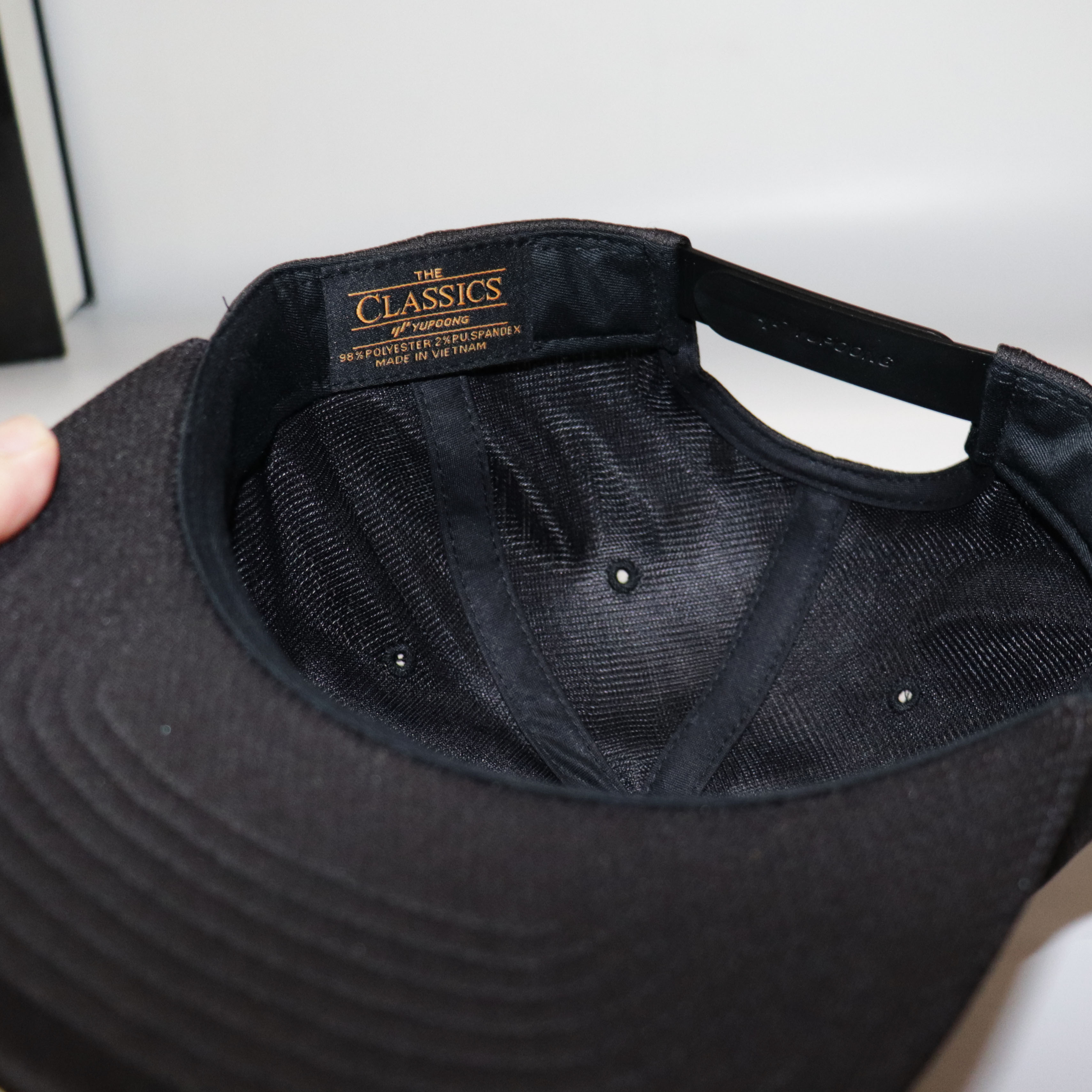 Nón Snapback Full Đen Cao Cấp All Black 2022.