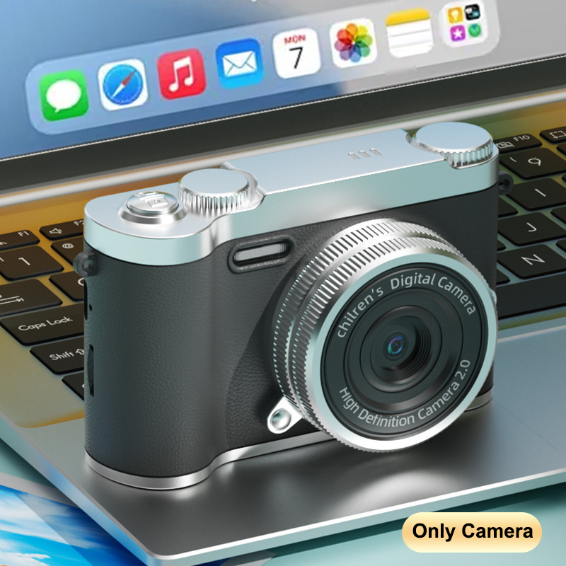 CCD Digital Camera 5MP Portable Video Camcorder Autofocus 8X Zoom 2.4 Inch Screen Retro Vlogging Cam For Kids Children Beginners. 